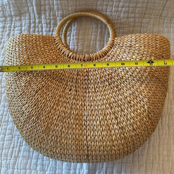 Natural Woven Tote Bag - Picture 3 of 4